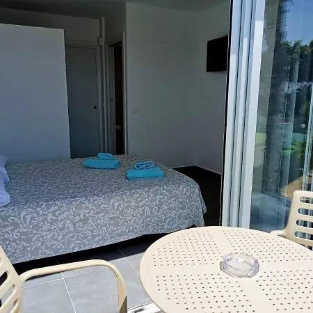 Complejo Sun's Gardens - *