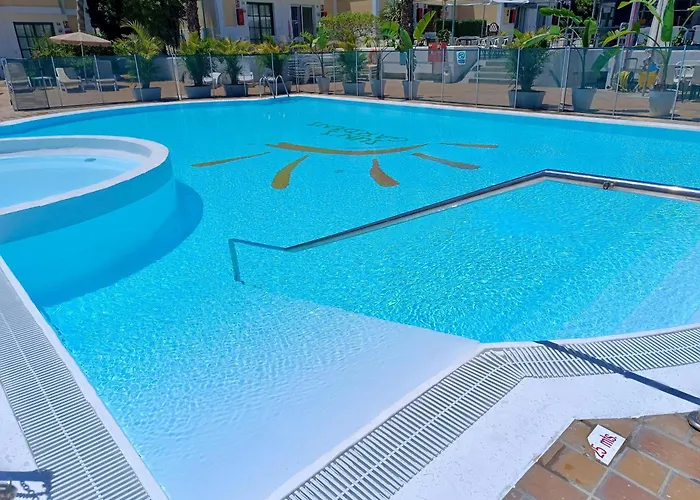 Complejo Sun's Gardens - *