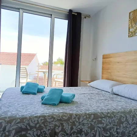 Complejo Sun's Gardens - *