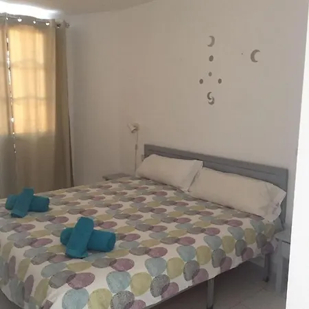 Complejo Sun's Gardens - アパート *