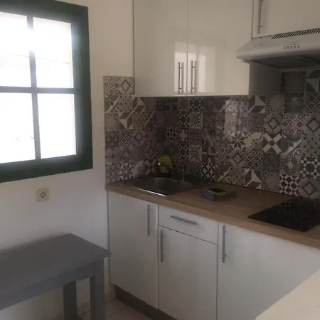 Complejo Sun's Gardens - アパート